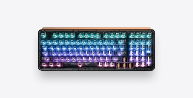 Изображение механической клавиатуры MIIIW BlackIO 98 на светло-сером фоне
