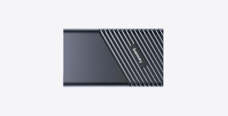 Изображение внешнего SSD-диска Fanxiang PS2000W на светло-сером фоне