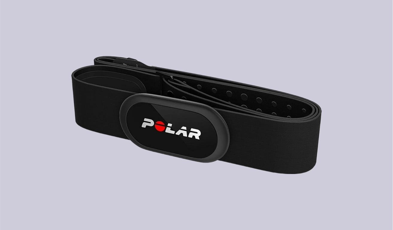 Изображение Polar H10 на монохромном фоне.