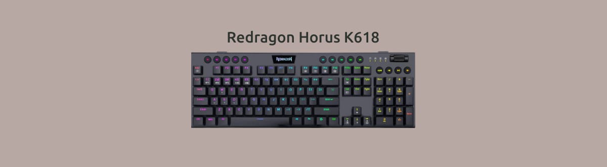 Redragon Horus K618 на однотонном фоне.