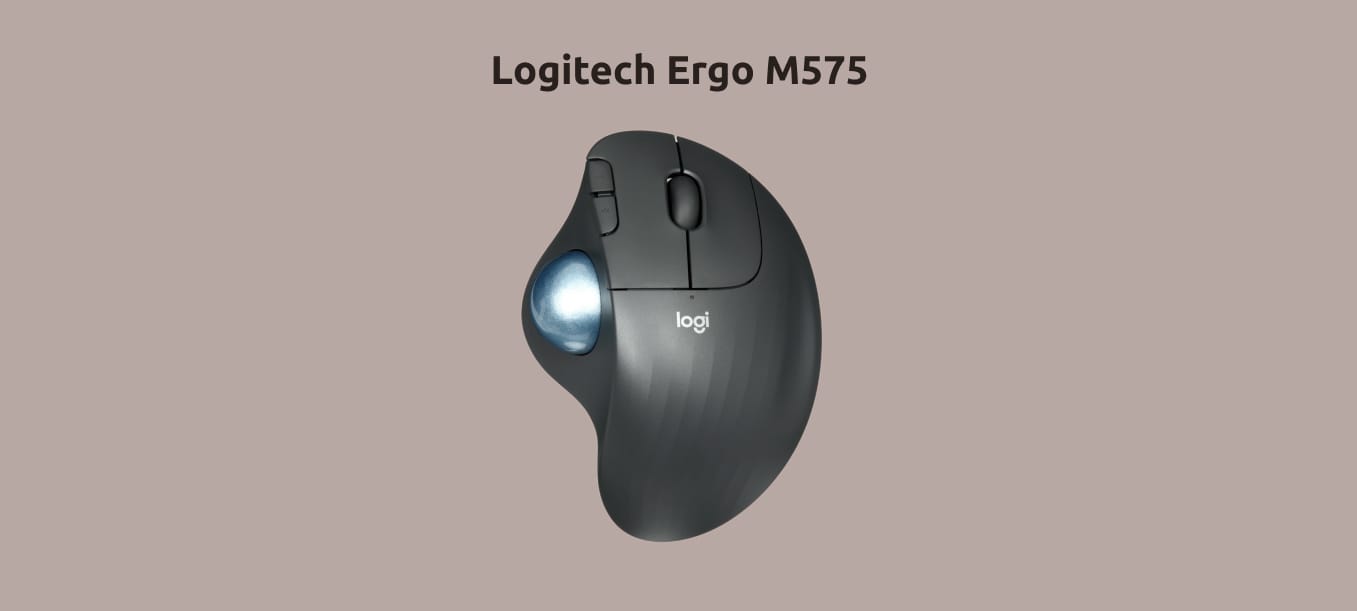 Logitech Ergo M575 на монохромном фоне.