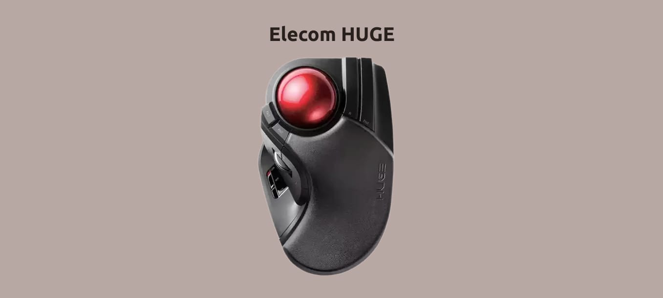 Elecom HUGE на однотонном фоне.
