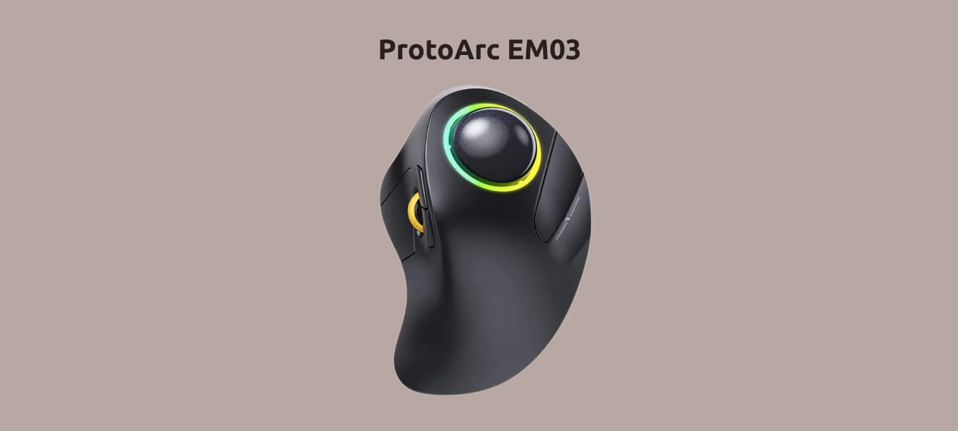 ProtoArc EM03 на однотонном фоне.