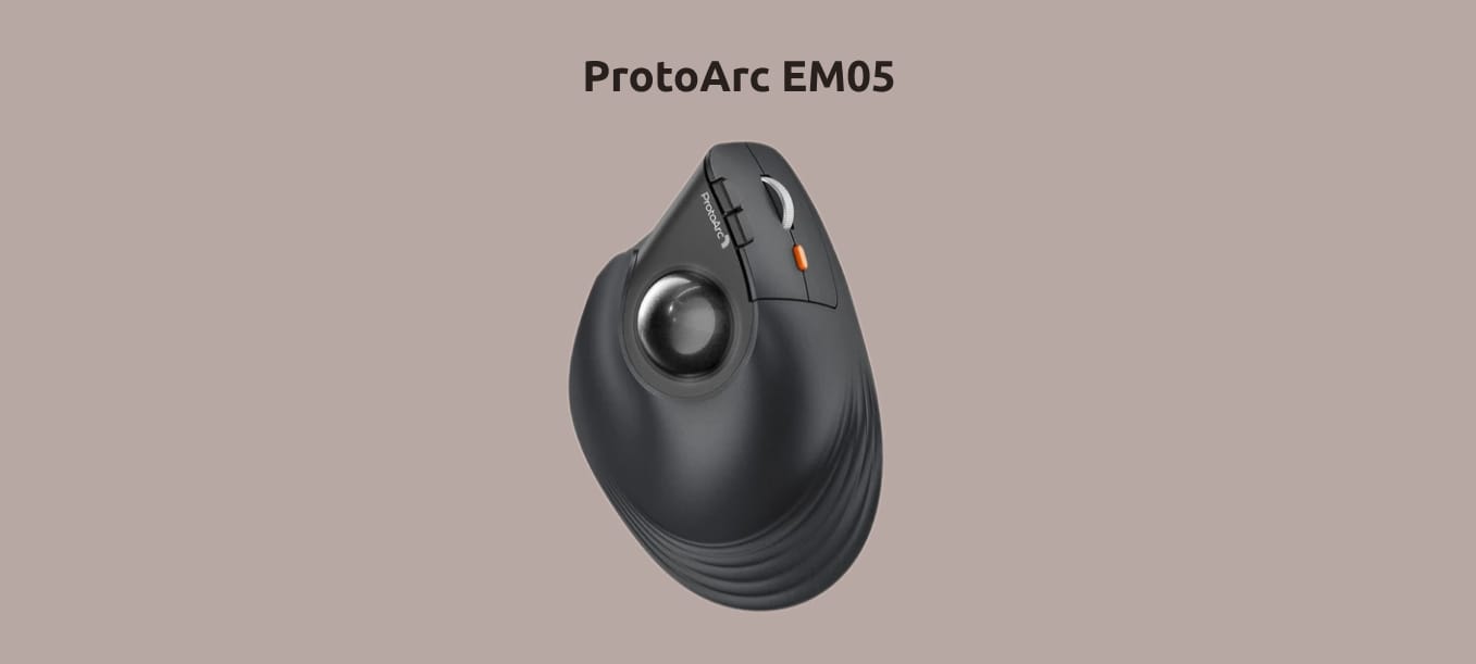 ProtoArc EM05 NL на однотонном фоне.