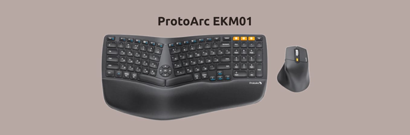ProtoArc EKM01 на однотонном фоне.