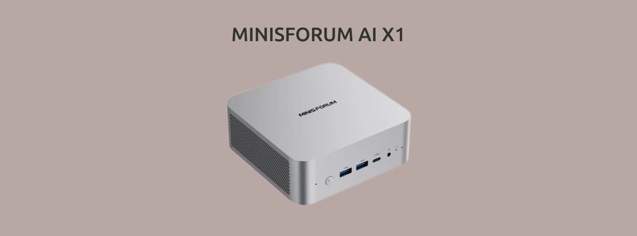 Изображение на монохромном фоне мини-компьютера MINISFORUM AI X1.