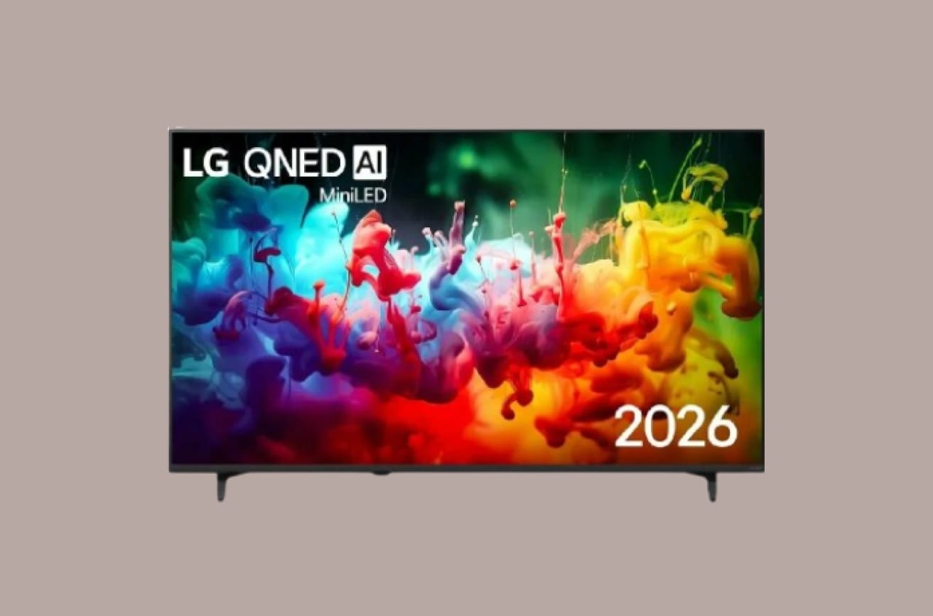 Телевизор LG 55QNED70B6C на монотонном фоне.