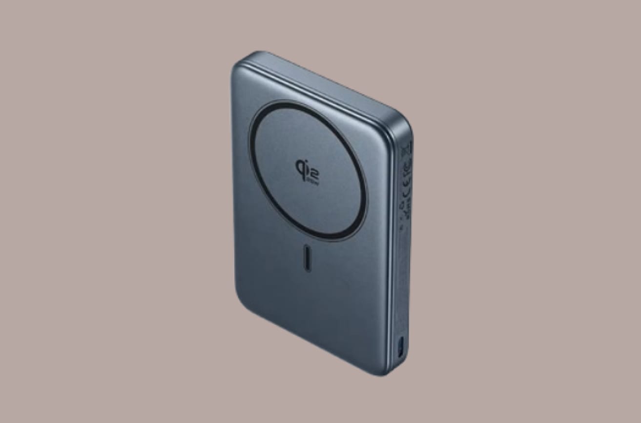 Vention FKU в изометрии на монохромном фоне.