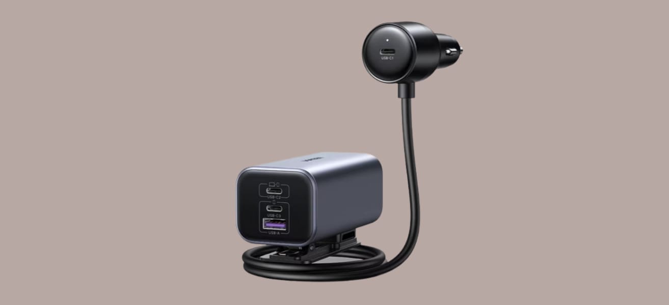 UGREEN Nexode 35027 на монохромном фоне.